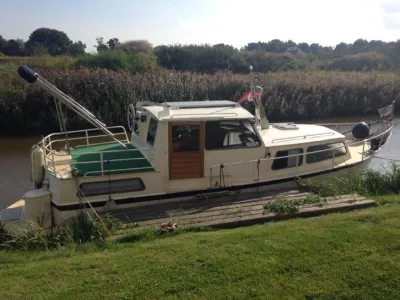 Steel Motorboat Ten Broeke Kruiser Photo 1