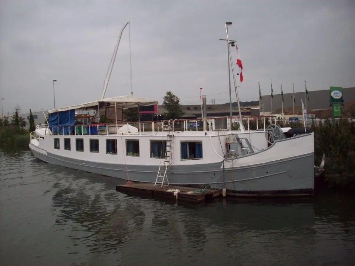 Steel Motorboat Motor cruiser 31 M.