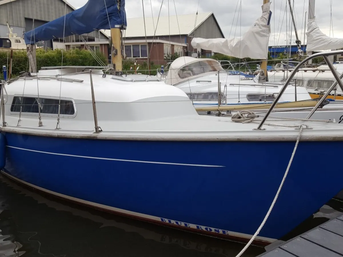 Polyester Sailboat Van de Stadt 27