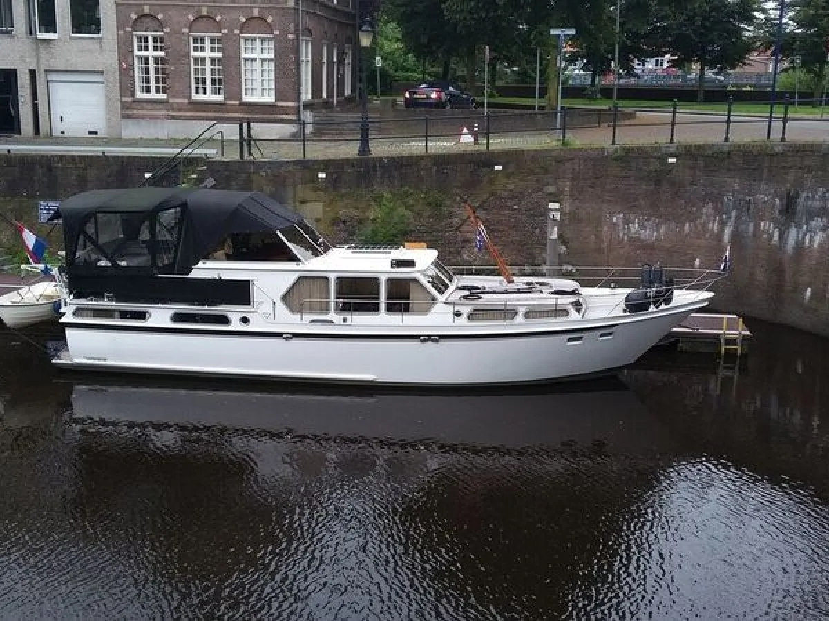 Steel Motorboat Valkkruiser 13.60