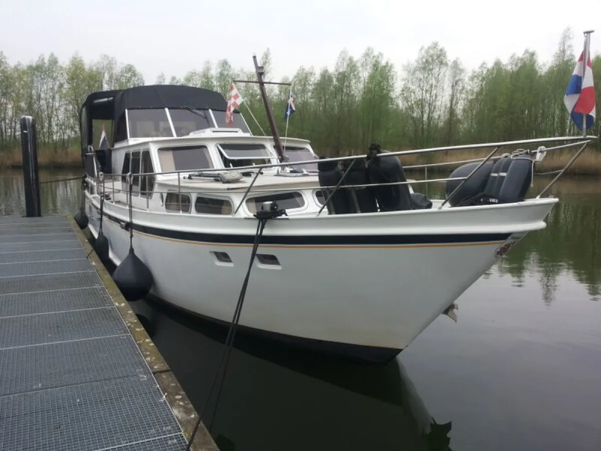 Steel Motorboat Valkkruiser 13.60