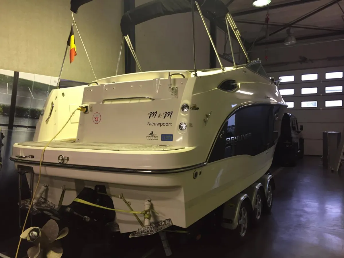 Polyester Speedboat Bayliner 245