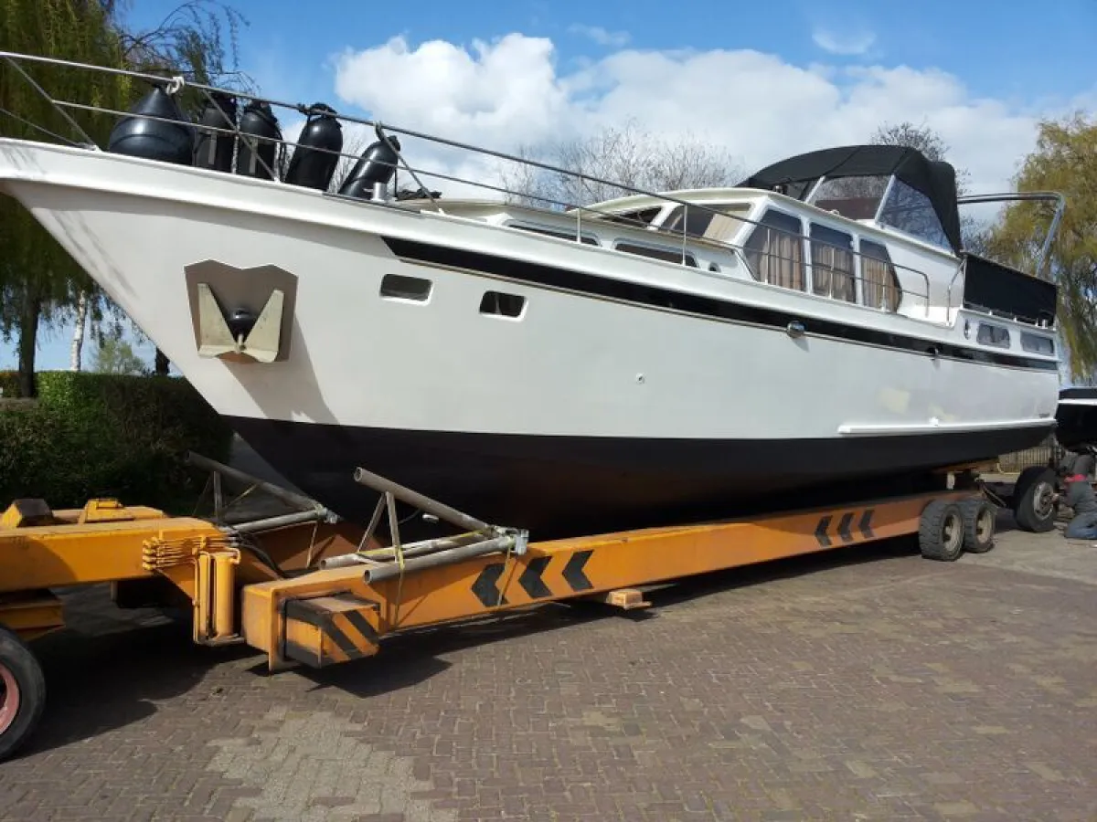 Steel Motorboat Valkkruiser 13.60