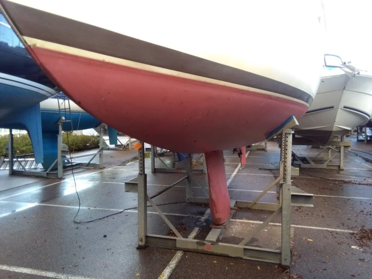 Polyester Sailboat Dehler Optima 92