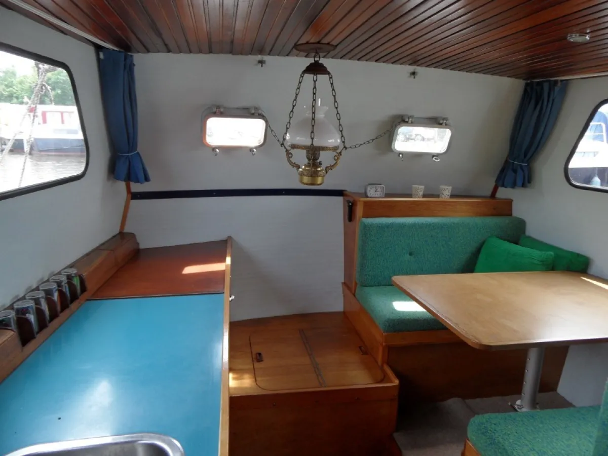 Steel Motorboat Cascaruda 25