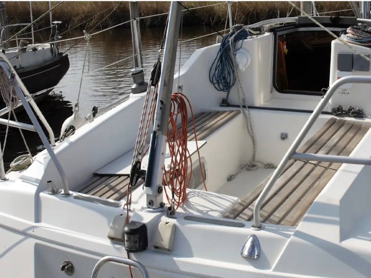 Polyester Sailboat Etap 28 I