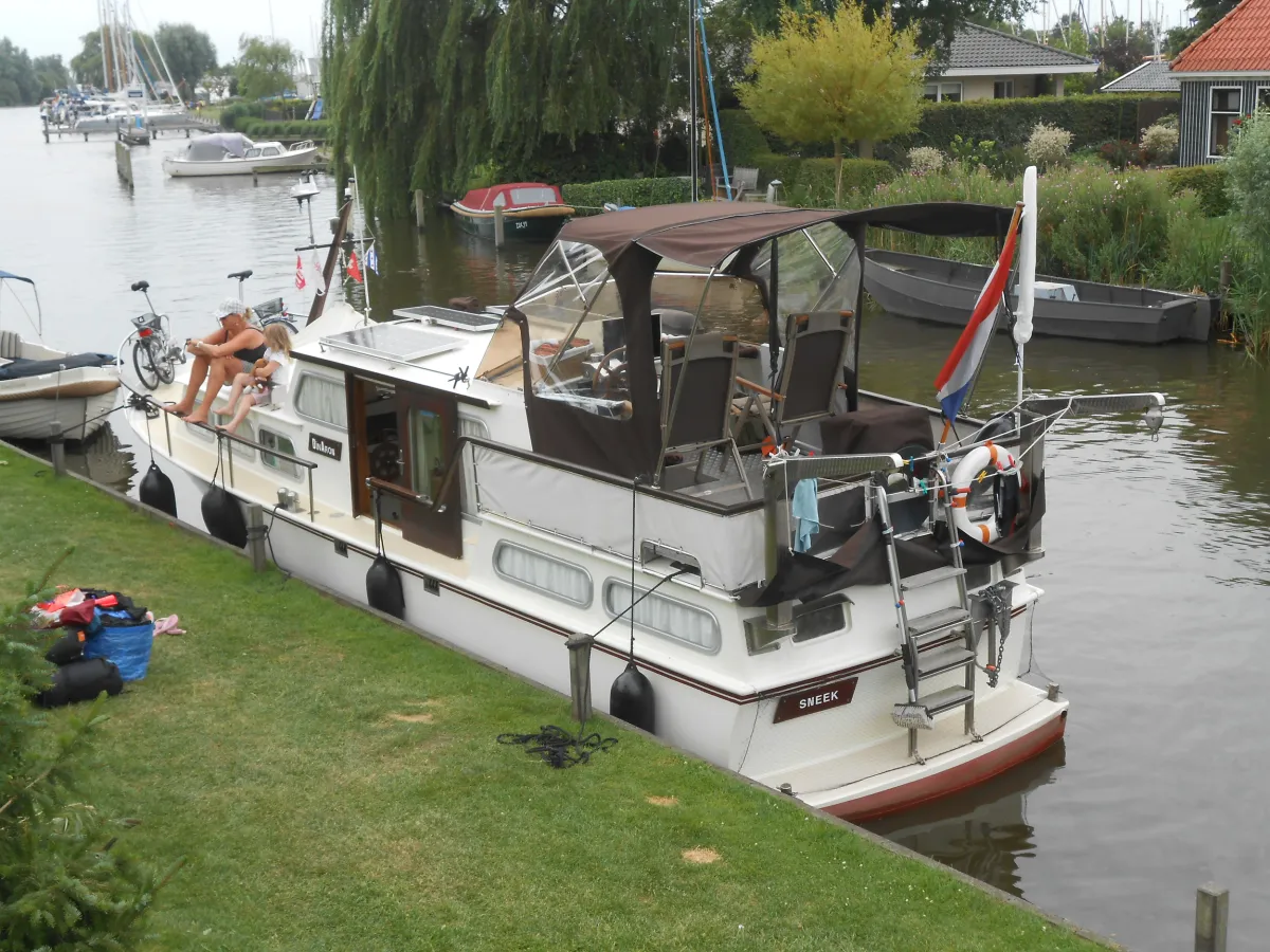 Steel Motorboat Romanza 1000 Van De Torre