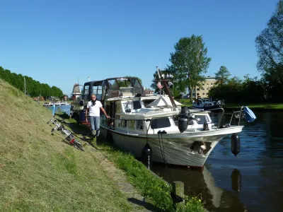 Steel Motorboat Romanza 1000 Van De Torre Photo 1