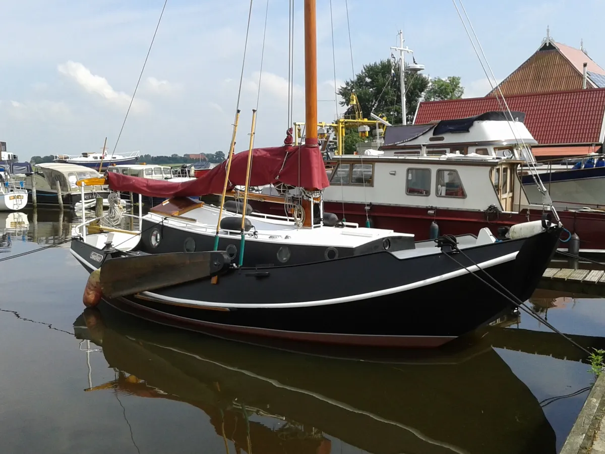 Steel Sailboat Blokschouw Zeeschouw