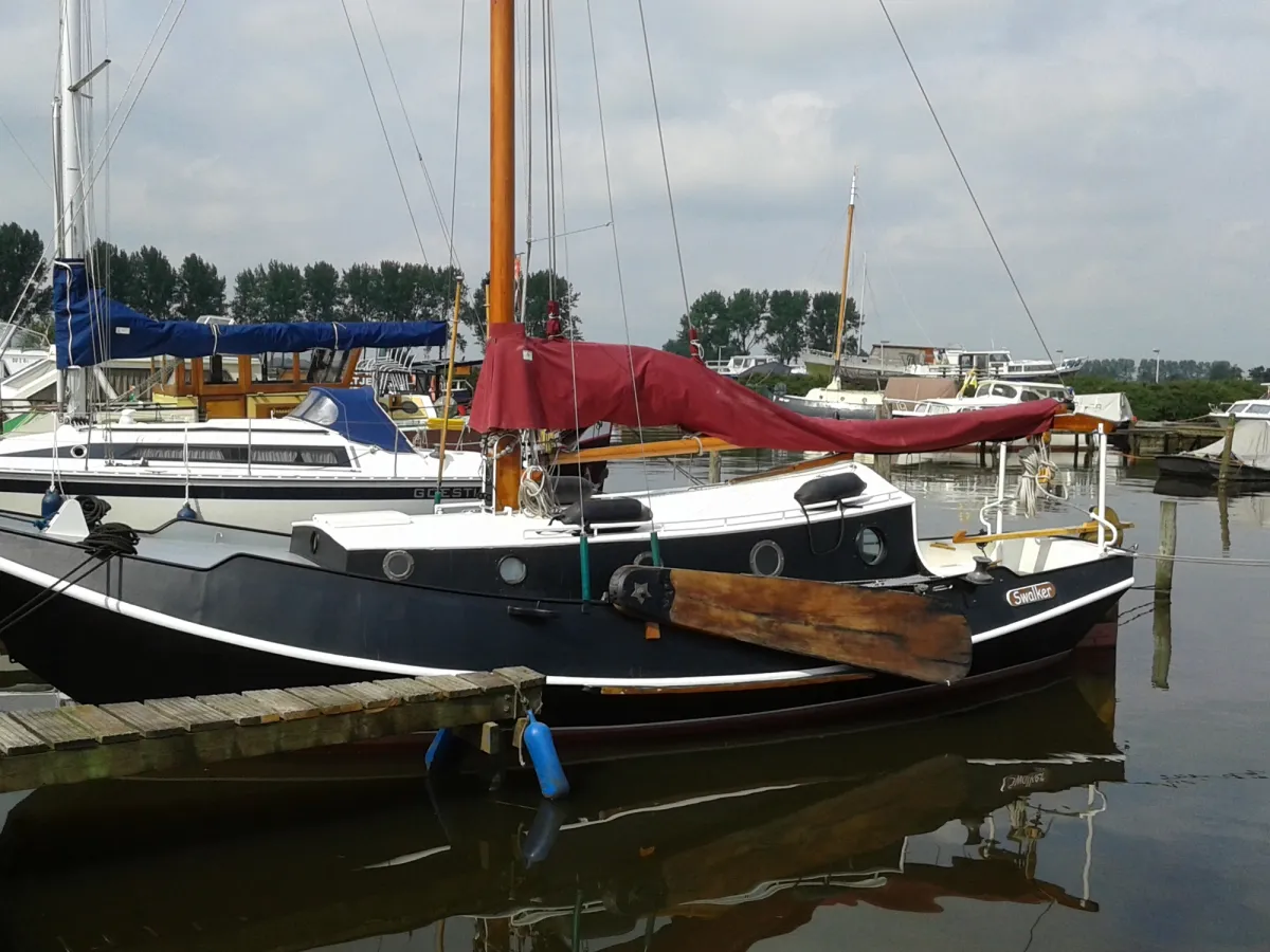 Steel Sailboat Blokschouw Zeeschouw