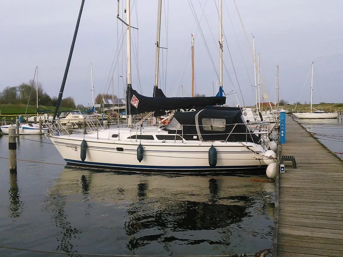 Polyester Sailboat Catalina MKII28