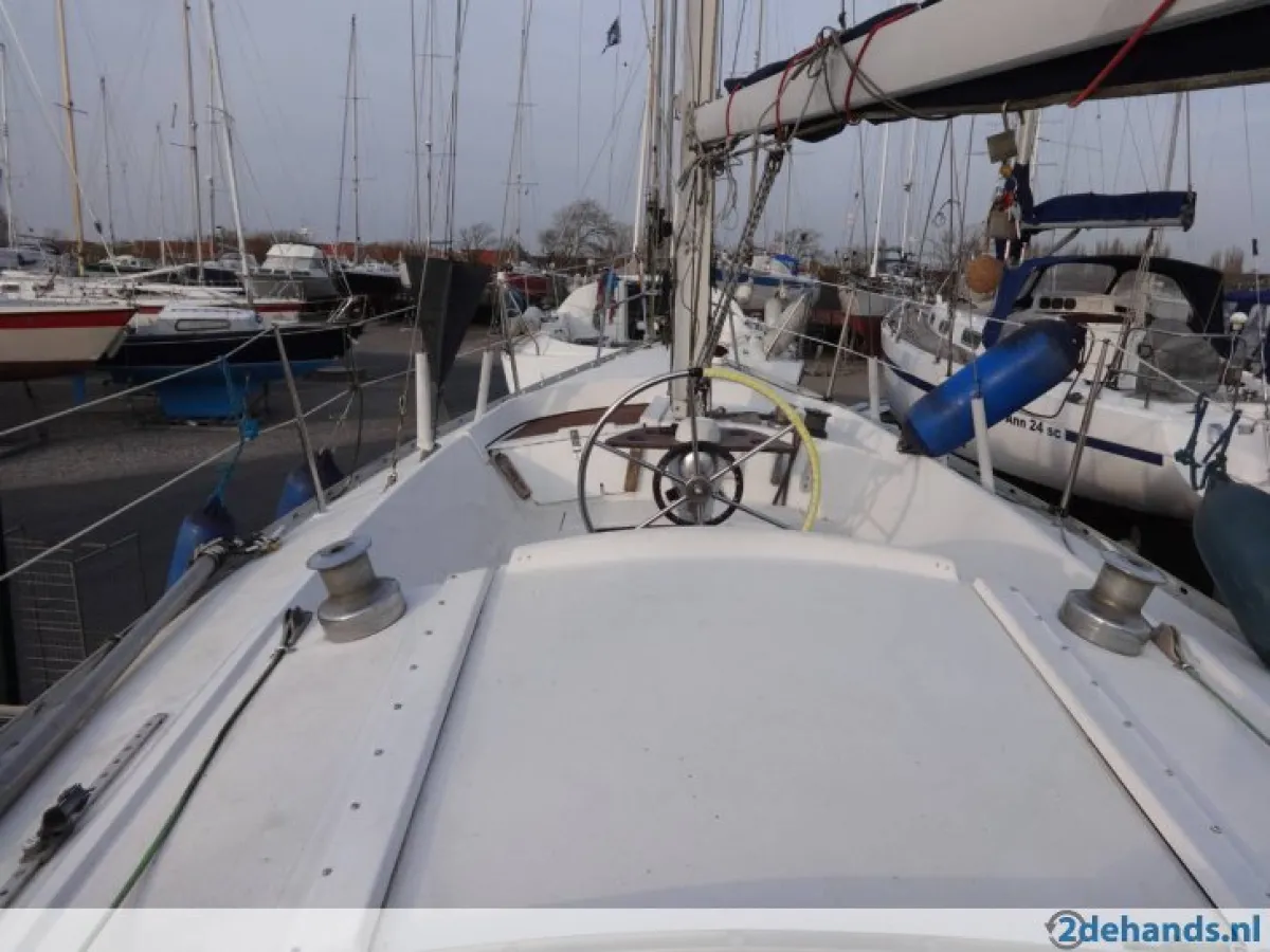 Composite Sailboat Yamaha 29