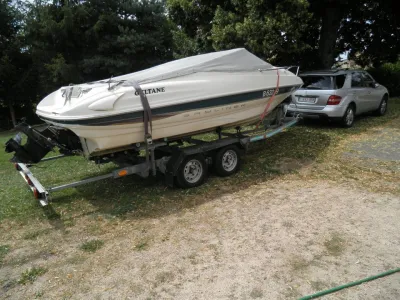 Polyester Speedboat Bayliner 2052 Capri Cuddy Photo 20