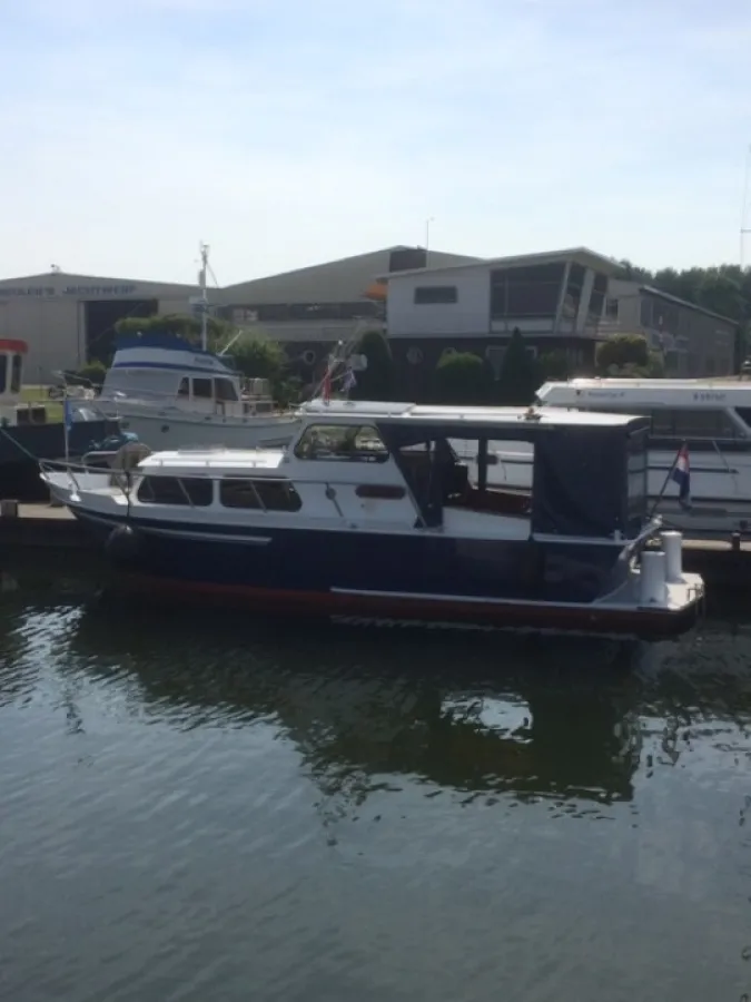 Steel Motorboat Motor cruiser Weekend Kruiser