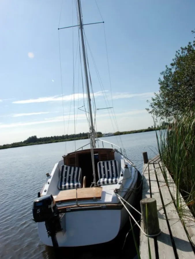 Polyester Sailboat Flying Carina 