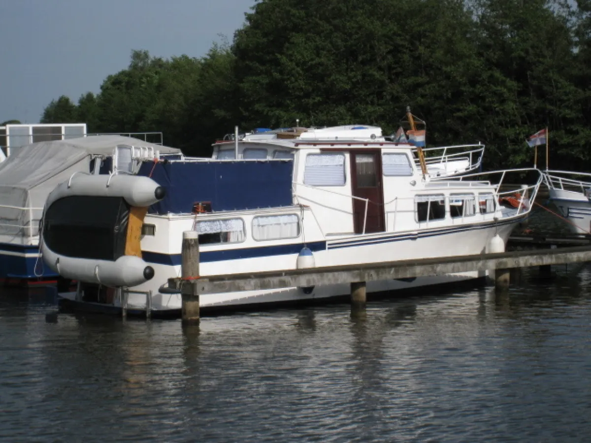 Steel Motorboat Motor cruiser Staal