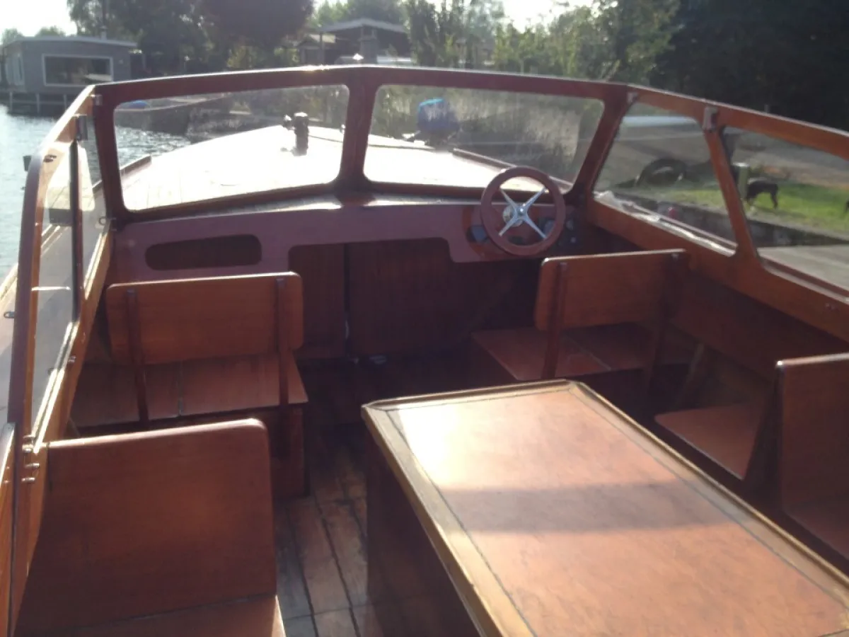 Wood Motorboat Runabout 