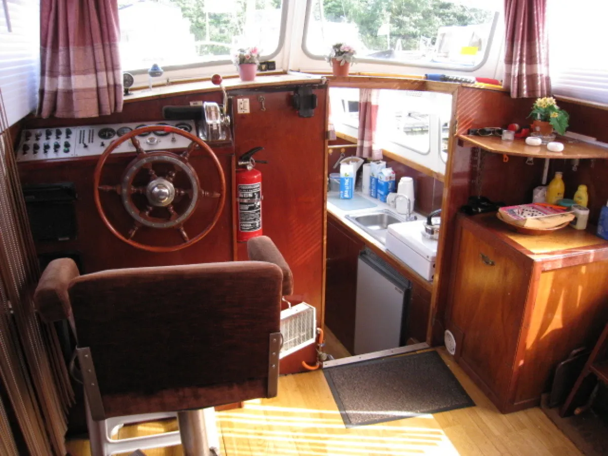 Steel Motorboat Motor cruiser Staal