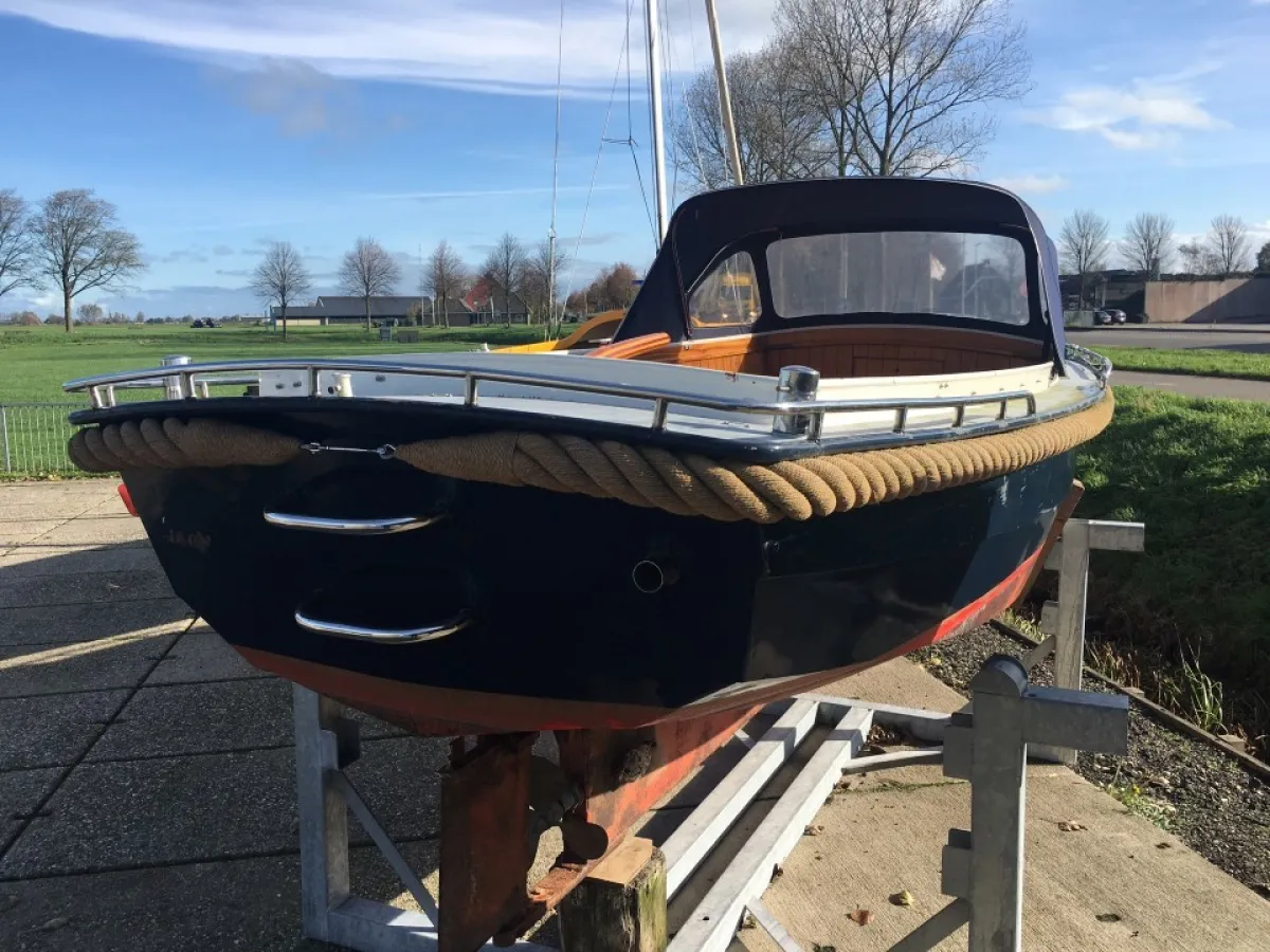 Steel Motorboat Vlet 580 knikspant