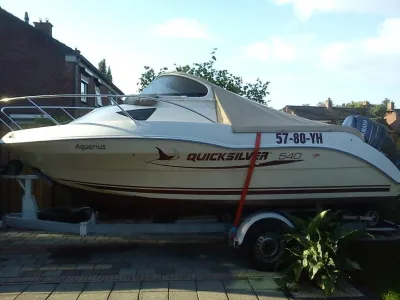 Polyester Motorboat Quicksilver 540 Photo 3