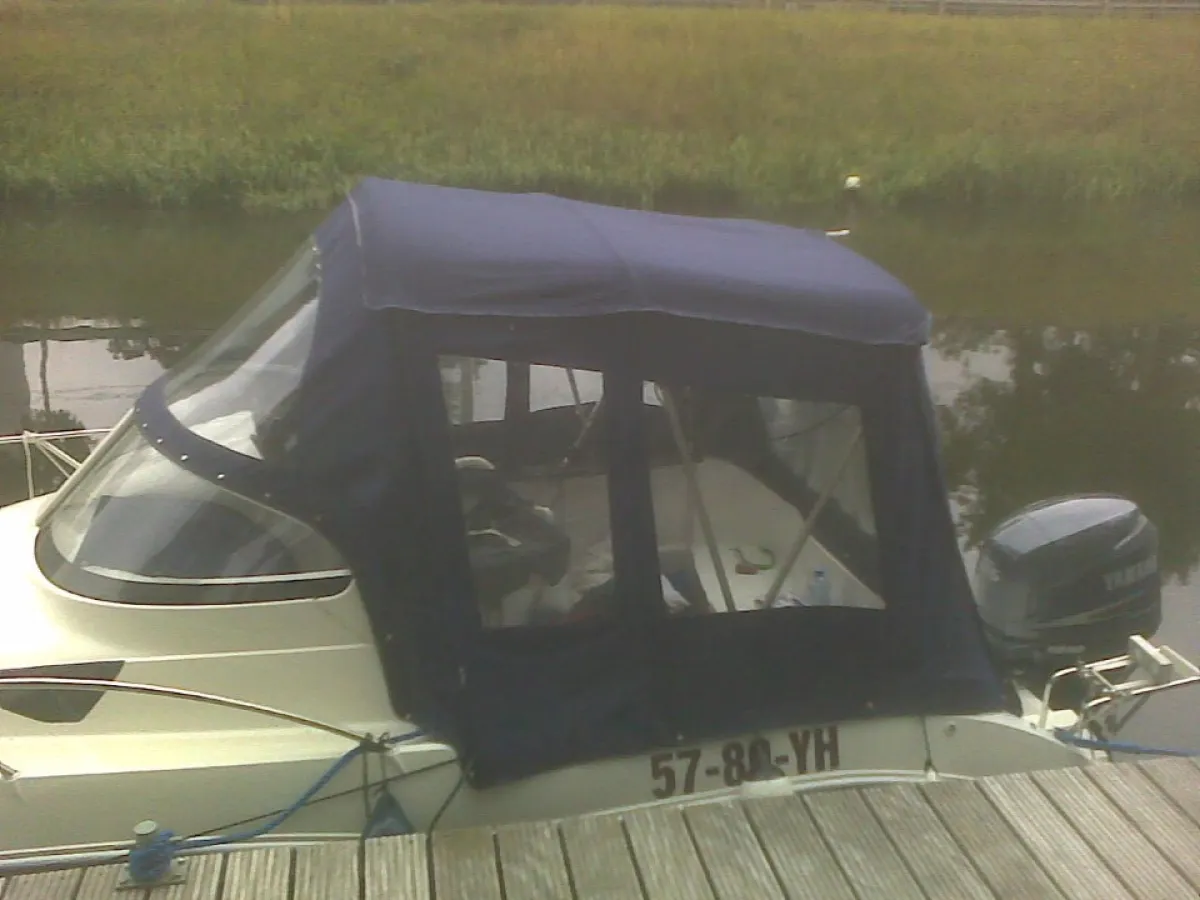 Polyester Motorboat Quicksilver 540