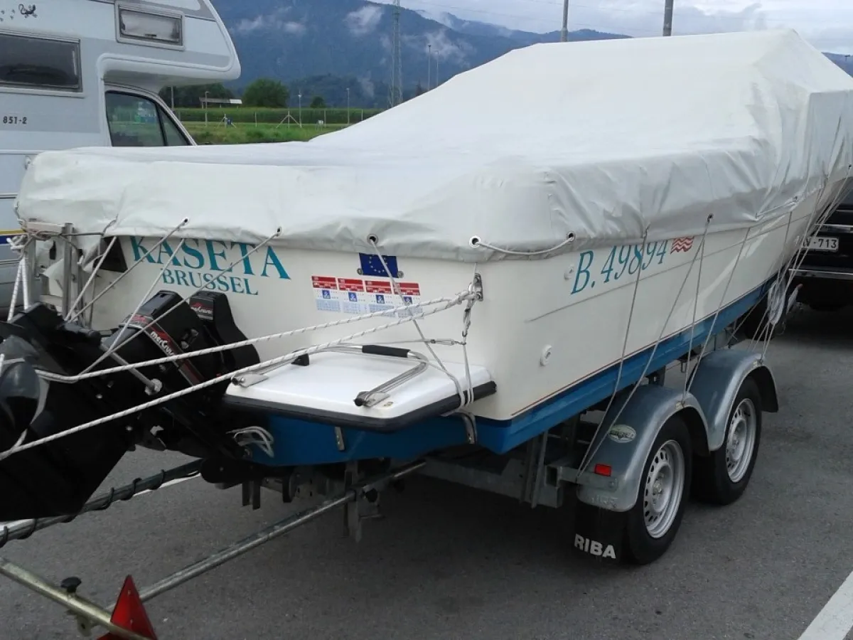 Polyester Speedboat Campion Explorer 552 Sport Cabine