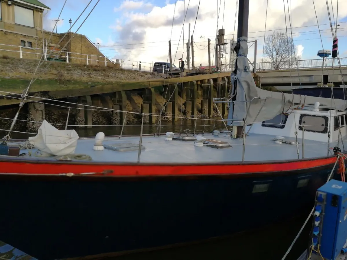 Other material Sailboat Endurance 44