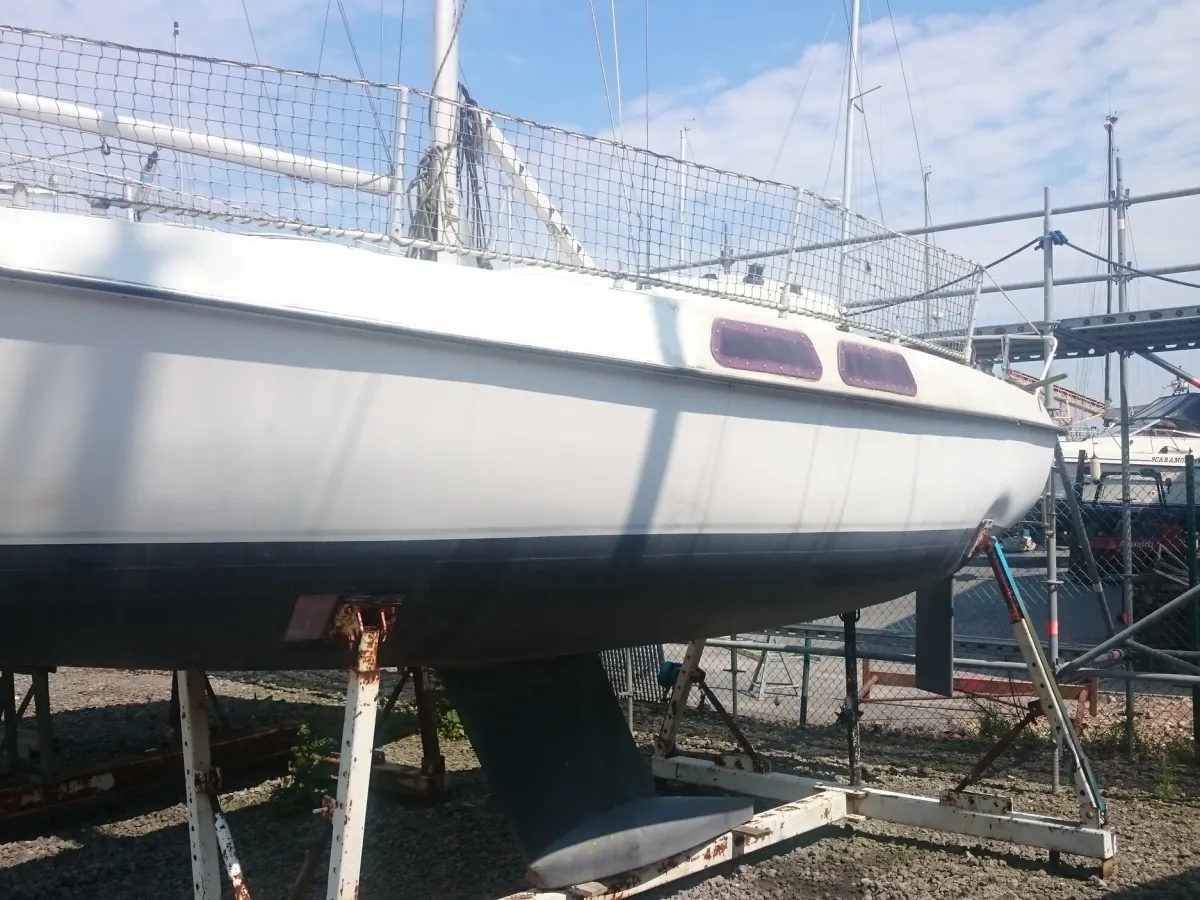 Polyester Sailboat Etap 22