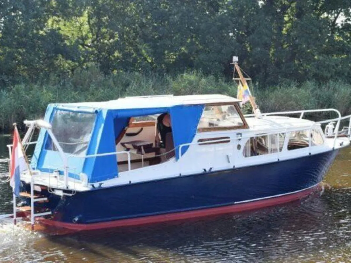 Steel Motorboat Bestevaer 850