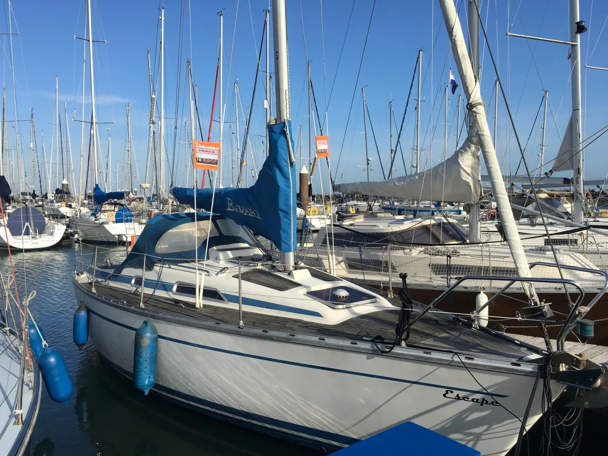 Polyester Sailboat Bavaria 30