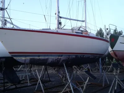 Beneteau First 27