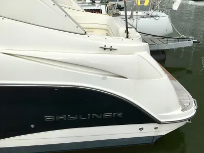 Polyester Speedboat Bayliner 300 Photo 12