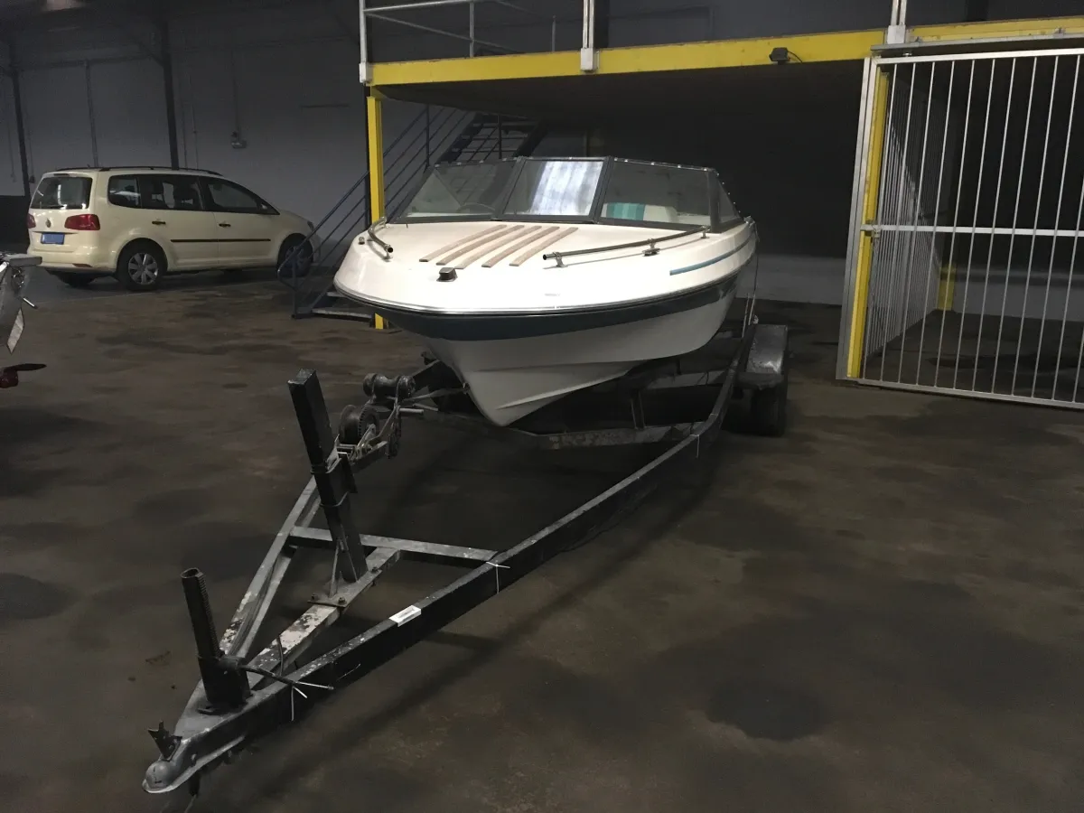 Polyester Speedboat Invader 171