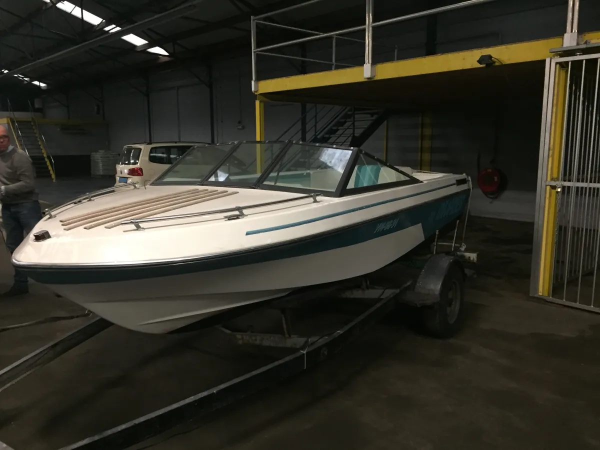 Polyester Speedboat Invader 171