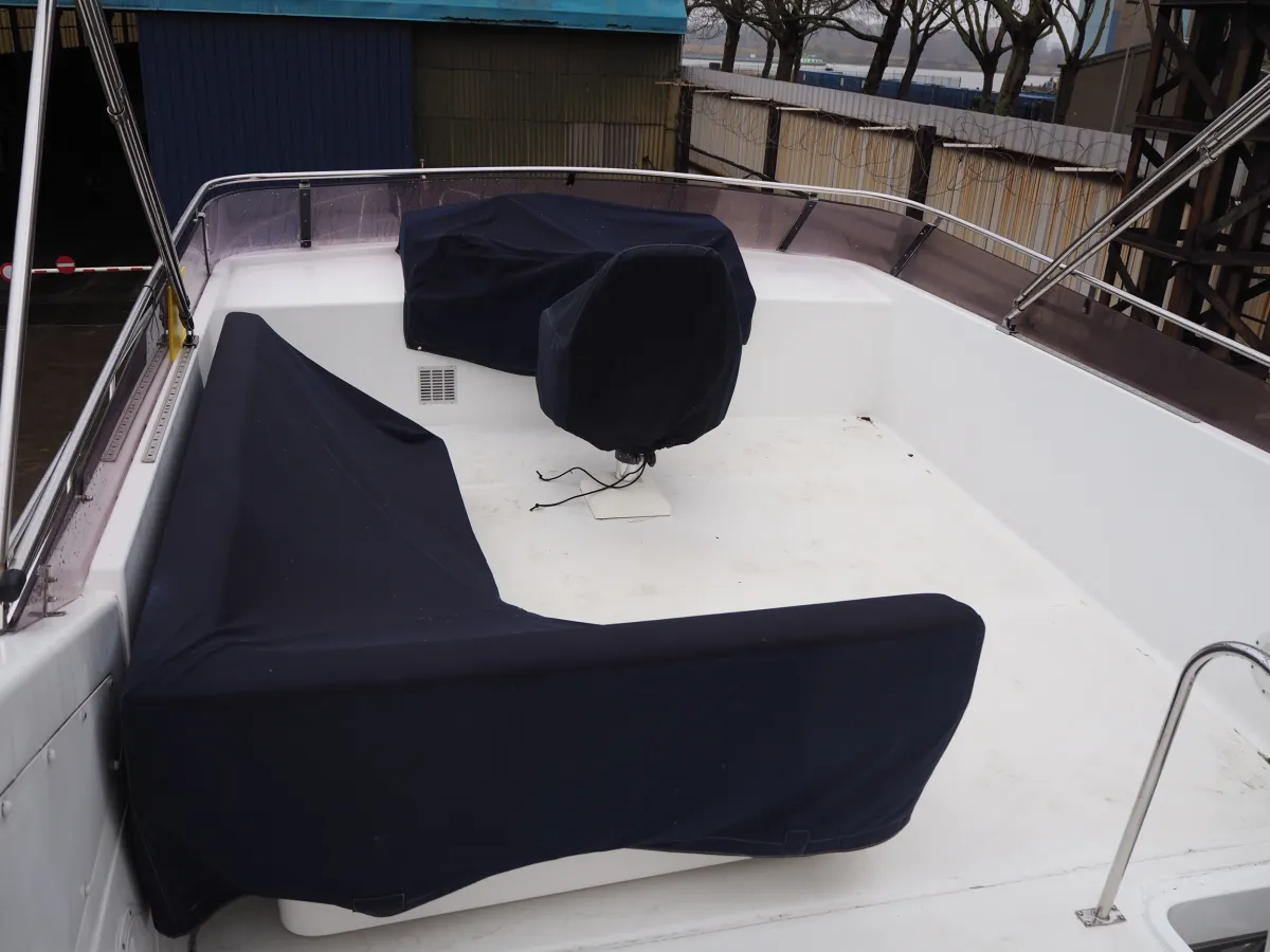 Polyester Motorboat Neptunus 156