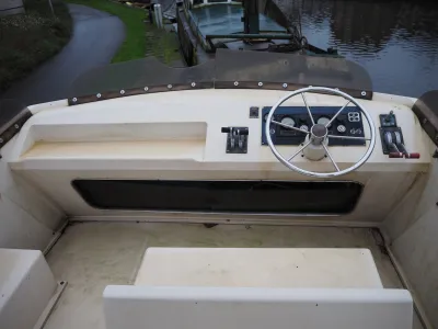 Polyester Motorboat Barracuda Holiday 490 Photo 33