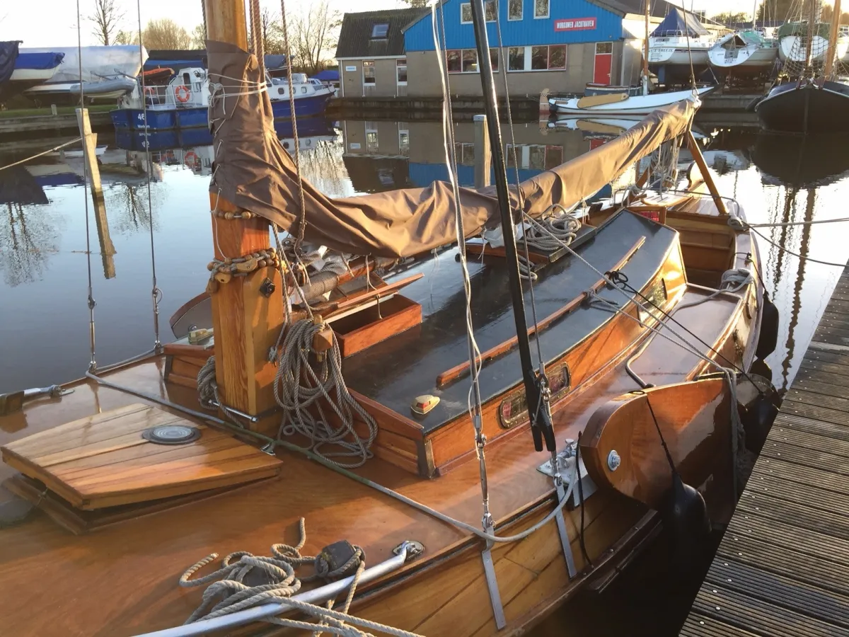 Wood Sailboat Grundel 840