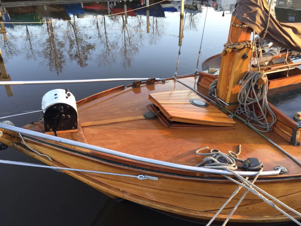 Wood Sailboat Grundel 840