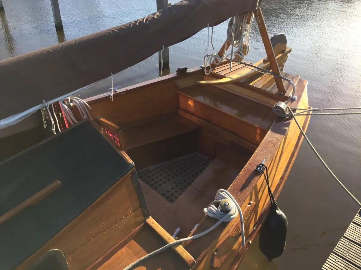 Wood Sailboat Grundel 840