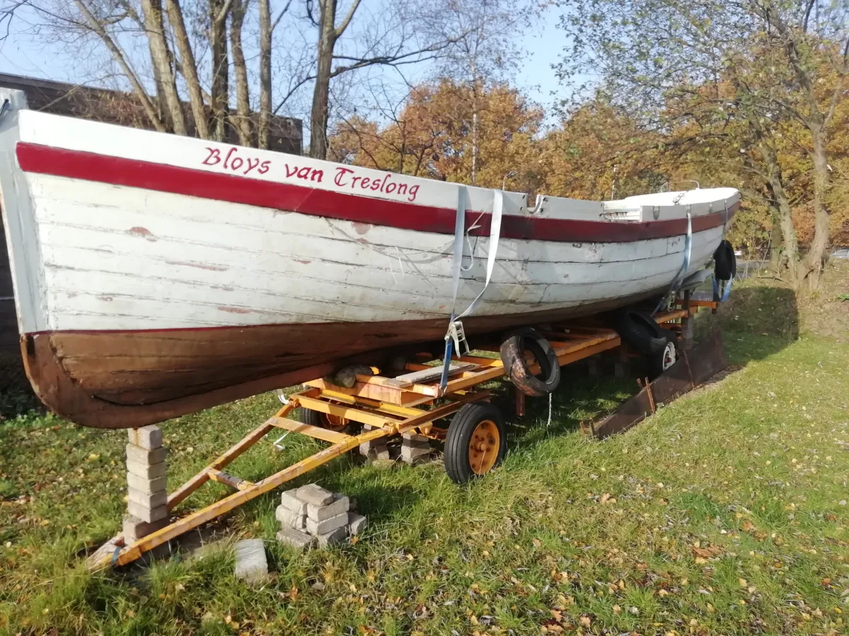 Wood Sloop B2 930