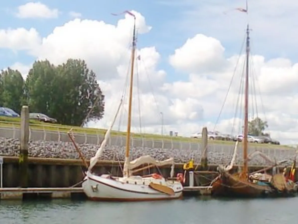 Steel Sailboat De Boer Lemsteraak