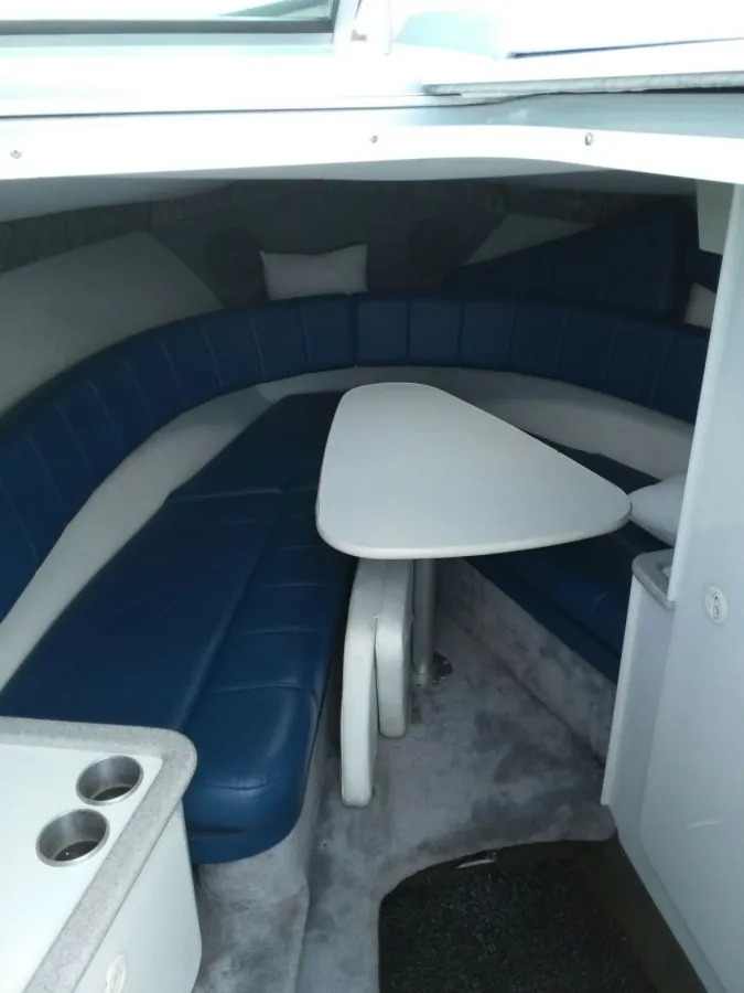 Polyester Speedboat Formula 280 SS