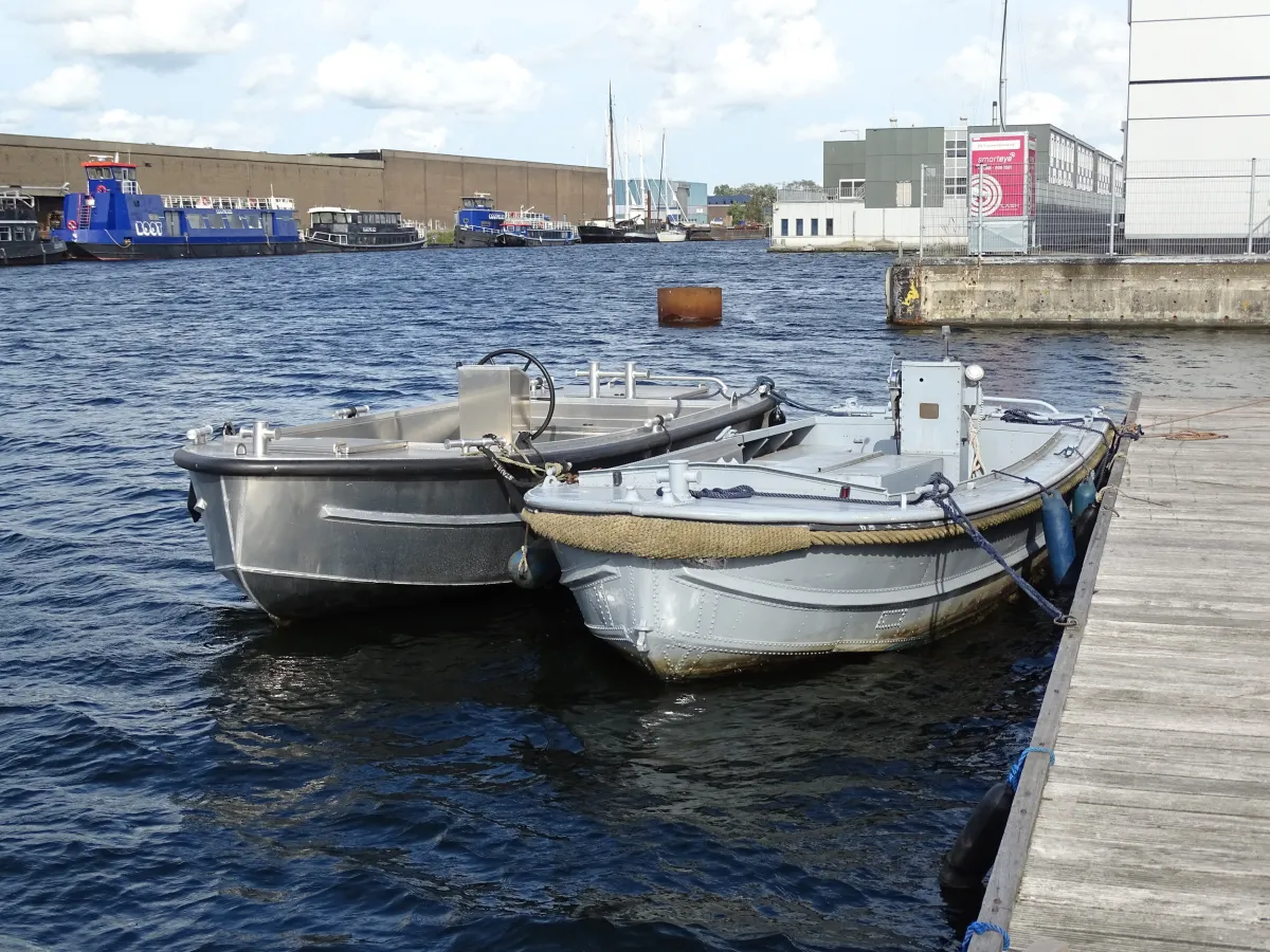 Aluminium Sloop Correct Craft Bridge Erection Boat