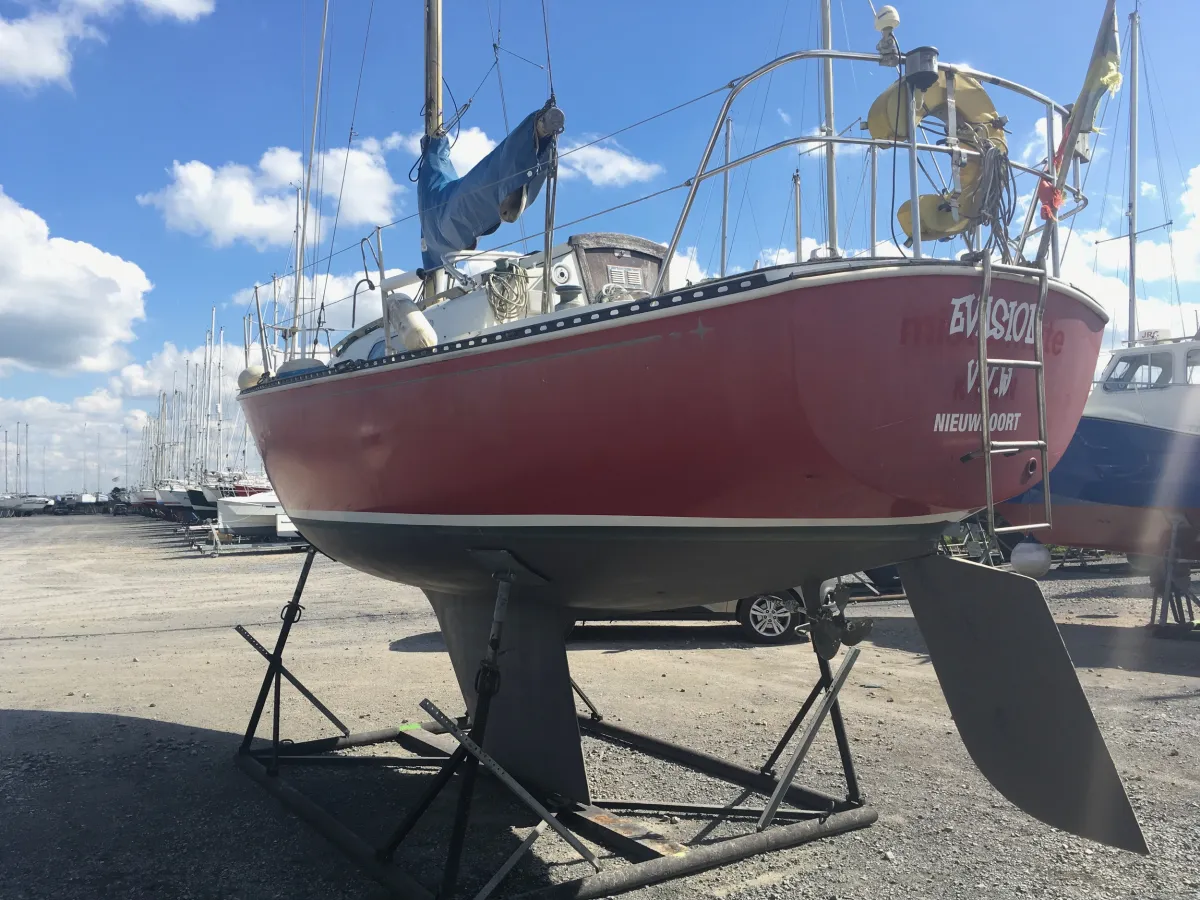 Polyester Sailboat Trapper 500