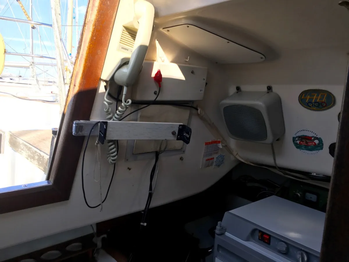 Polyester Sailboat Trapper 500