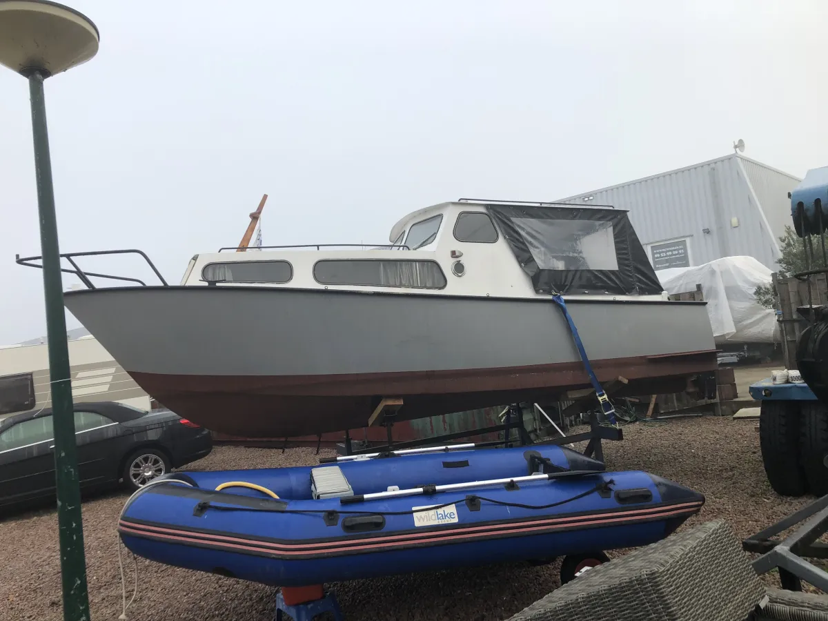 Steel Motorboat Peereboom Stalen Kruiser