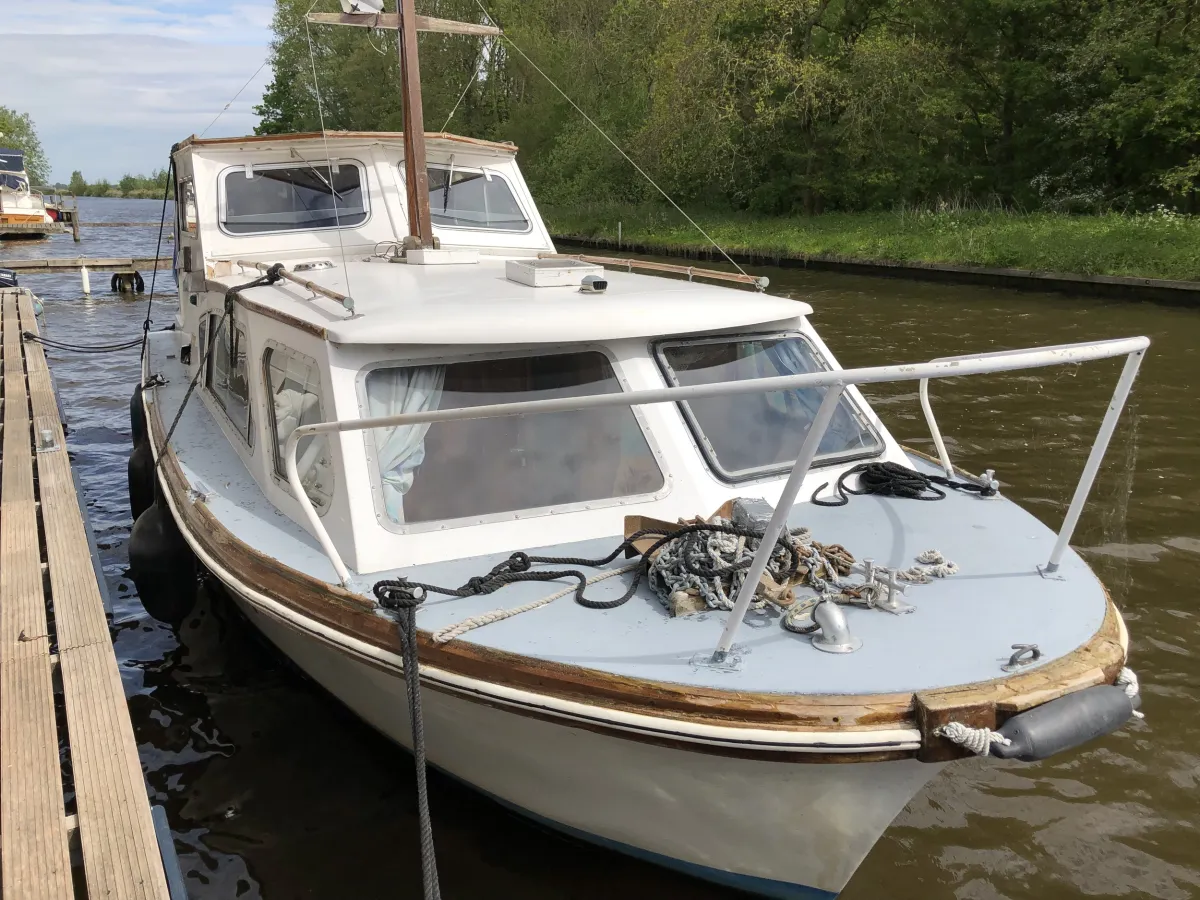 Polyester Motorboat Seamaster Kruiser