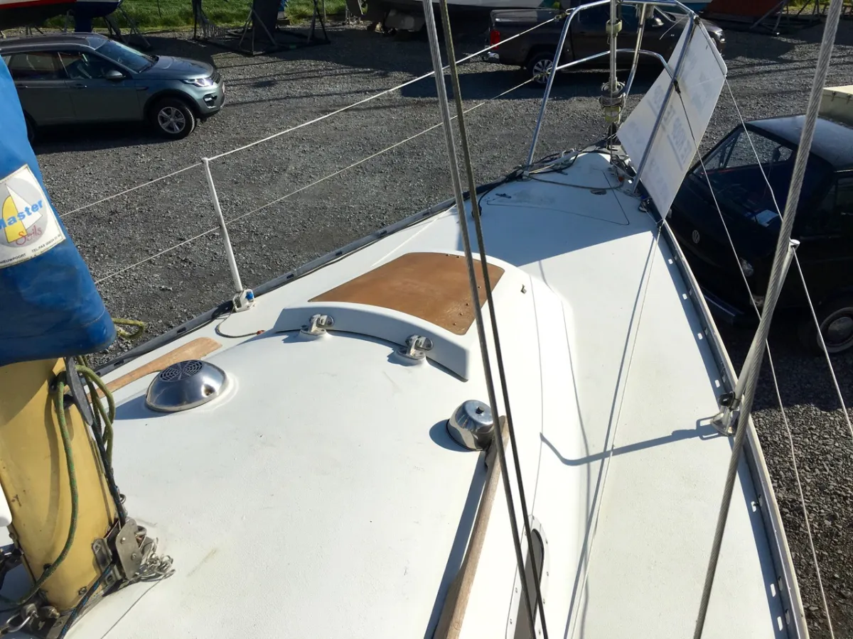 Polyester Sailboat Trapper 500