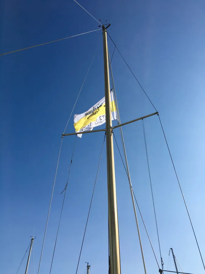 Polyester Sailboat Trapper 500