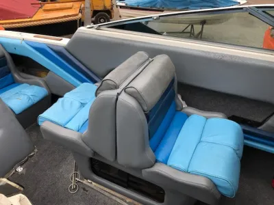 Polyester Speedboat Renken Cyddy 2100 Photo 6